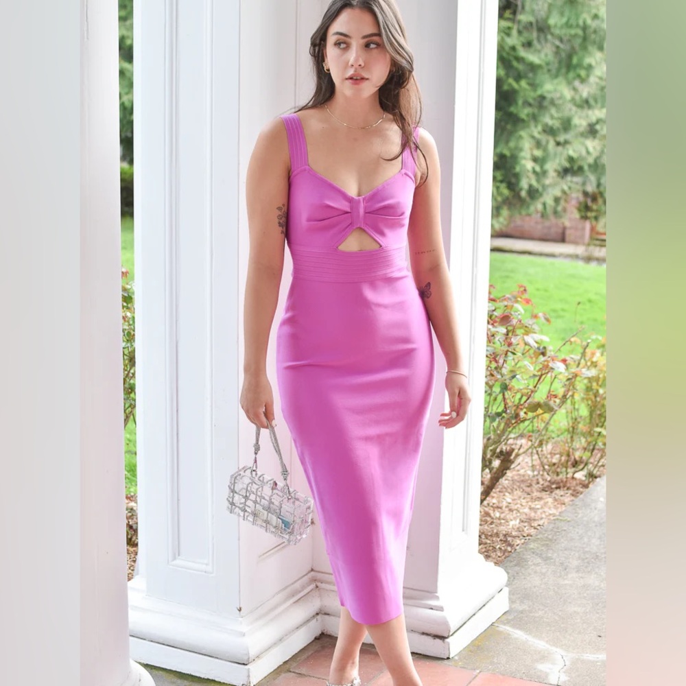 ❤️ NWT! ELLIATT ‘Rosa’ Knit Bow Midi Dress in Lilac